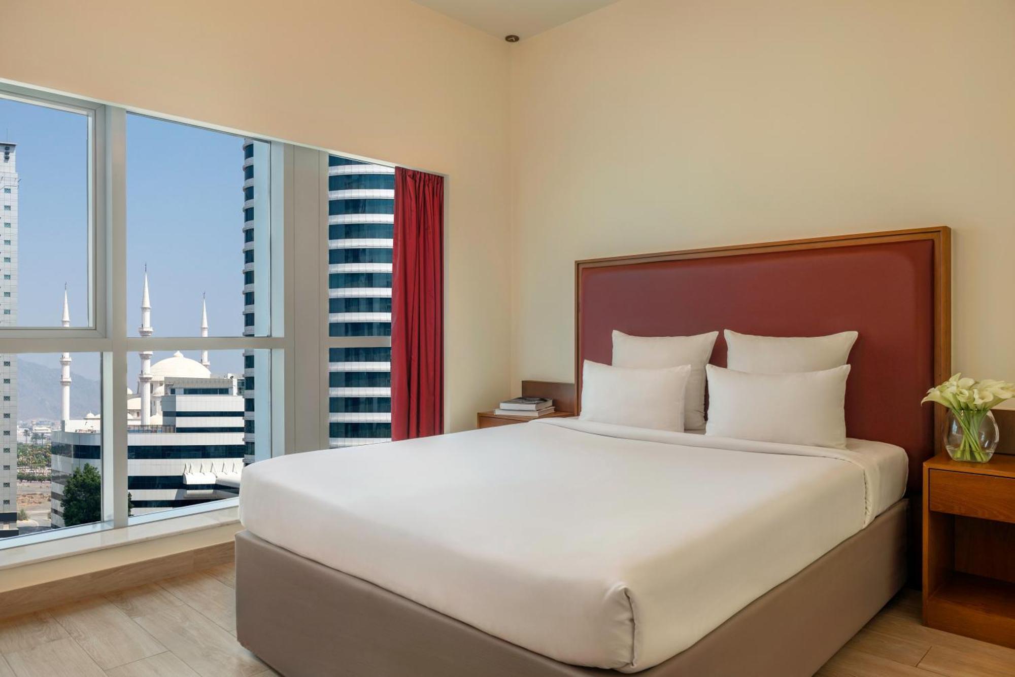 Aparthotel Adagio Фуджейра Екстериор снимка