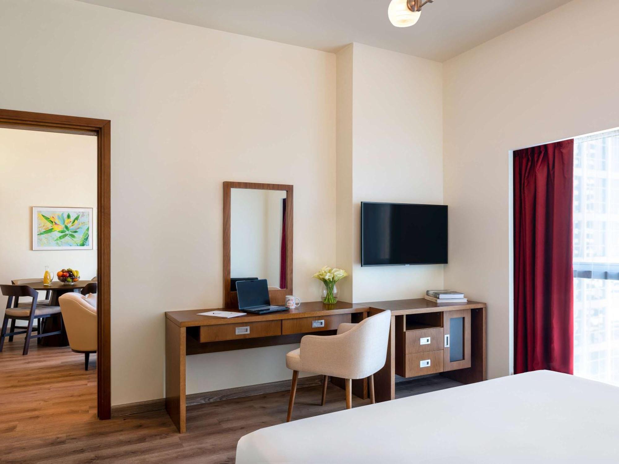 Aparthotel Adagio Фуджейра Екстериор снимка