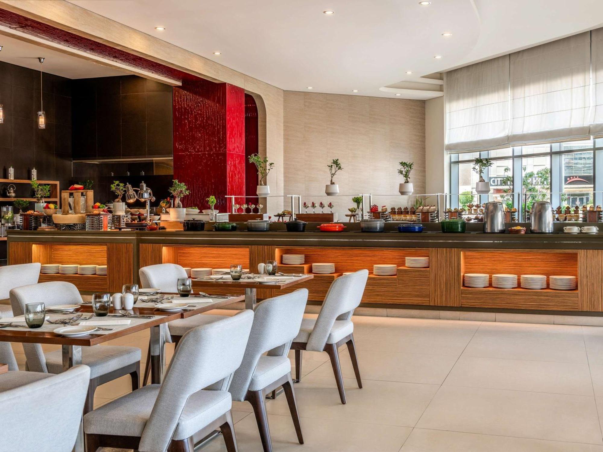 Aparthotel Adagio Фуджейра Екстериор снимка
